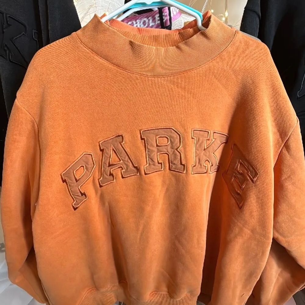 Parke Orange Mockneck Sweatshirt 🎃🧡🎃🧡